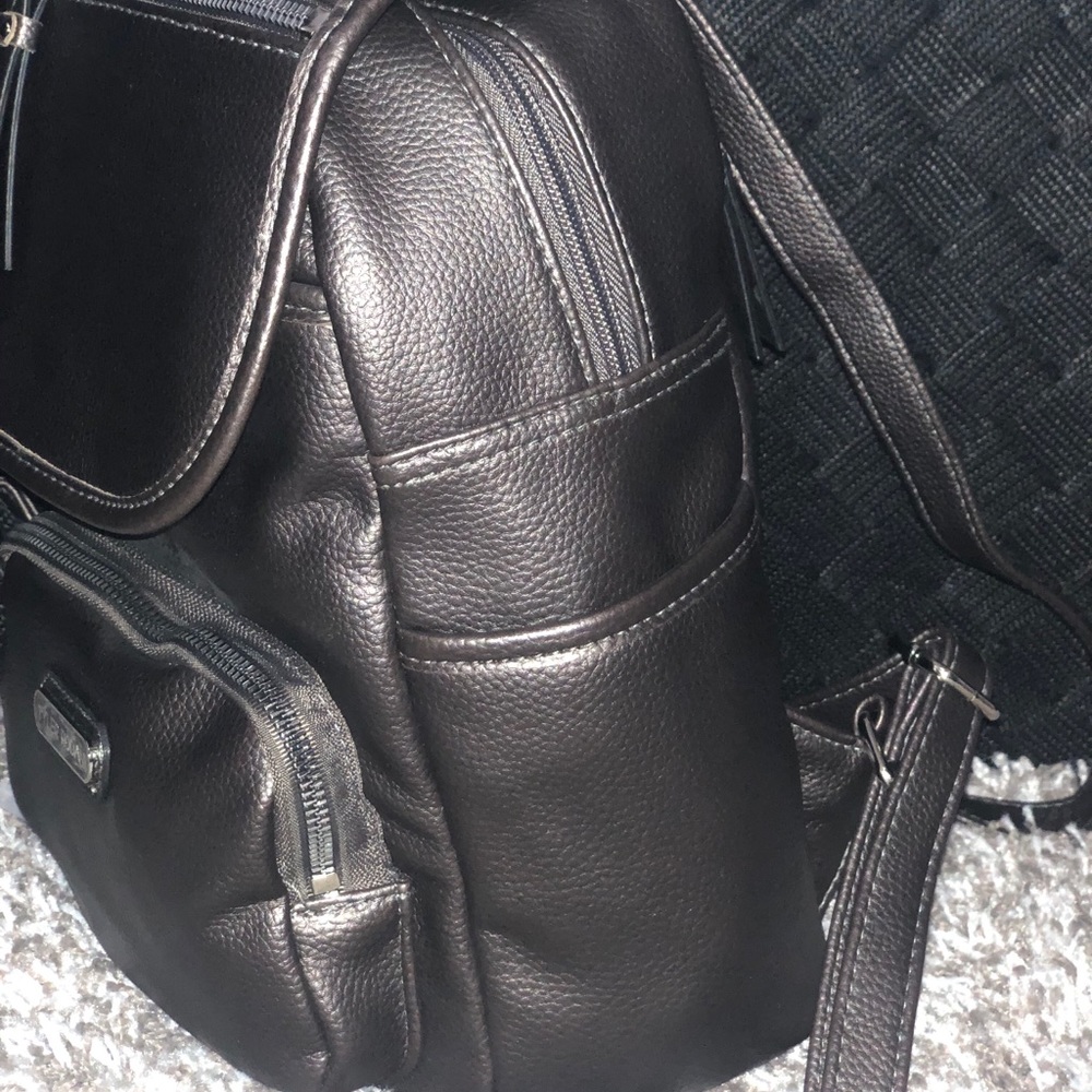 Great mini bag - Picture 3 of 3
